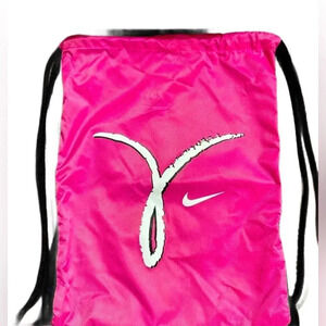 - NIKE SWOOSH TRAINING BAG / SACK 
NEW
9028